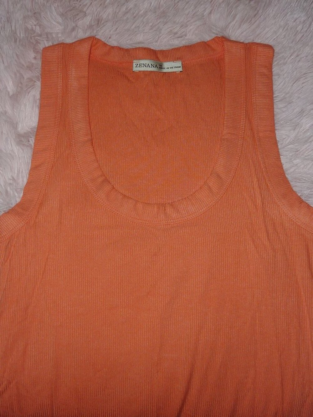 New Zenana Light Coral Ribbed Scoop Neck Tank Top Size Medium Super Soft!